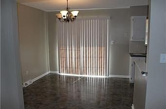 5th image of 3923 S Masterbrooke Dr