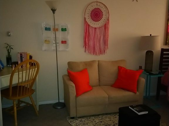 5th image of 3000 N Narragansett Ave #3