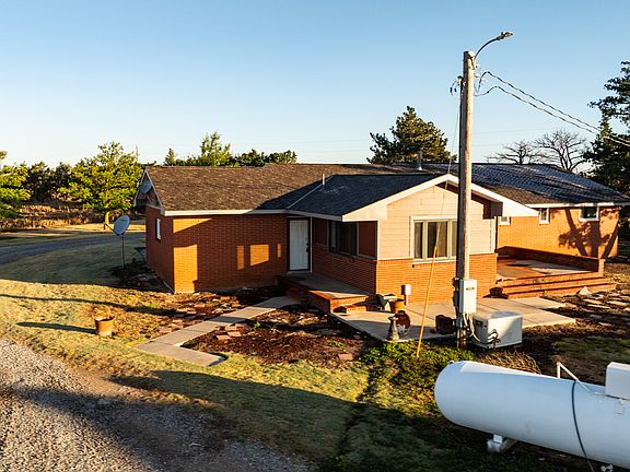 4th image of 21705 Ii Rd