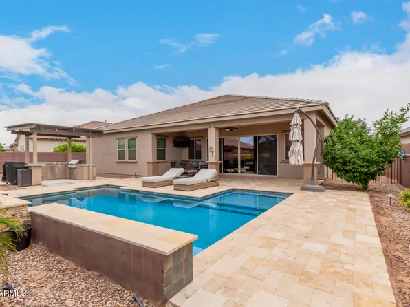 1082 W LAYLAND Avenue, Queen Creek, AZ 85140