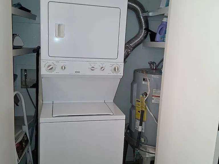 441 Moser Ave #C2 — Photo 16