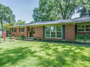 28 Rambling Rd, Longview, TX 75604