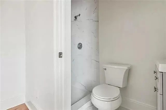 2427 Soniat St — Photo 9