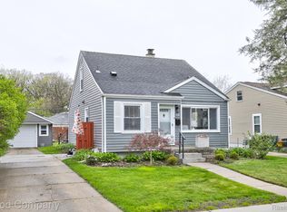 1119 W Windemere Ave, Royal Oak, MI 48073