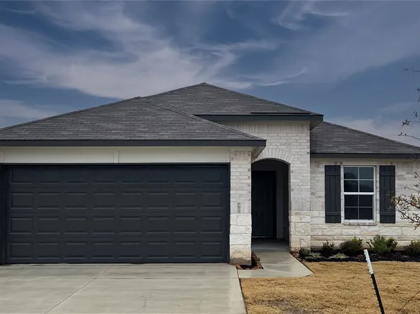 1069 Chachalaca Ct, Seguin, TX 78155