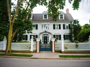 91 Middlesex Rd, Brookline, MA 02467