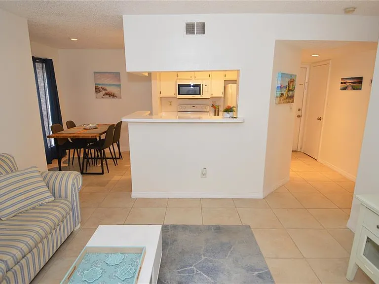 8625 Mallard Reserve Dr #101 — Photo 8
