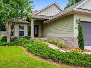 8520 Salt Grass Dr W, Pensacola, FL 32526