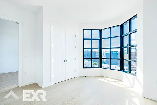 Rented by EXR | media 6