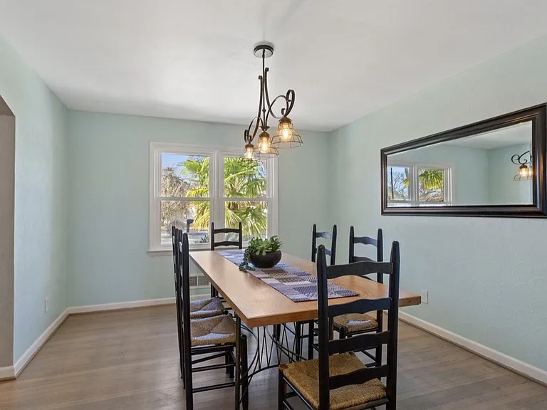 1404 Shelton Rd — Photo 11