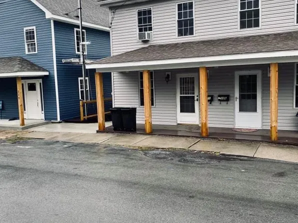 323 Locust St, Roaring Spring, PA 16673