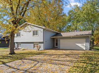 7261 Quantico Ln N, Maple Grove, MN 55311