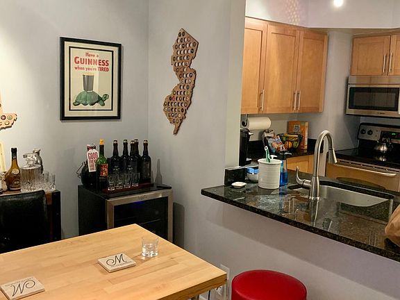 4th image of 7500 Woodmont Ave APT 717