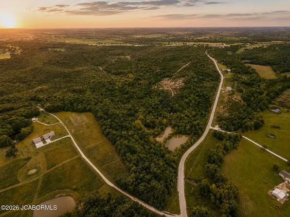 Swift Rd, Henley, MO 65040