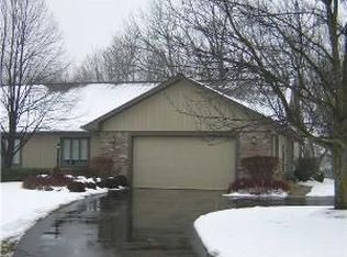 21 Wolf Ridge Dr, Holland, OH 43528