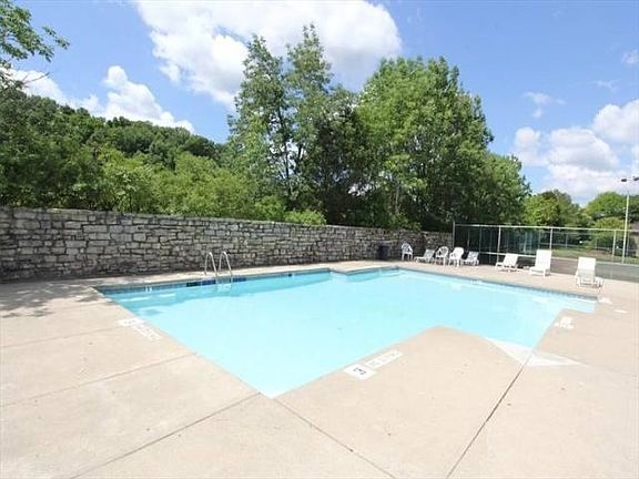 2nd image of 7233 Creekview Dr APT 1