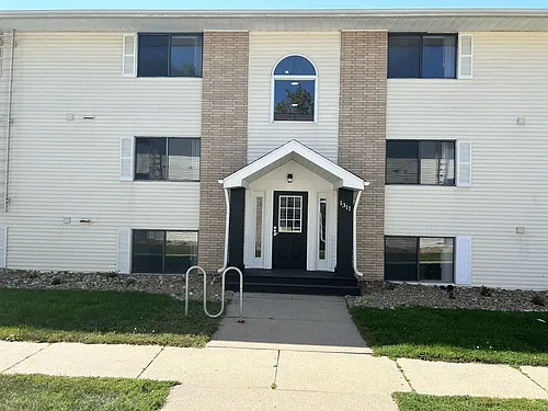1313 Oakland Rd NE #6 Photo 1