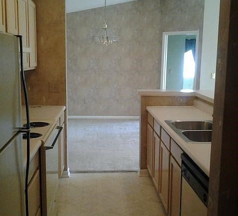 4th image of 6581 Brigham Sq APT 6