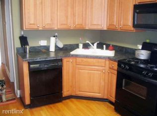 2054 N Whipple St APT 1, Chicago, IL 60647
