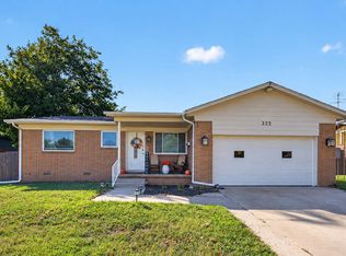 322 N Cedar St, Owasso, OK 74055