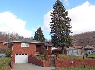 1497 Sabraton Ave, Morgantown, WV 26505