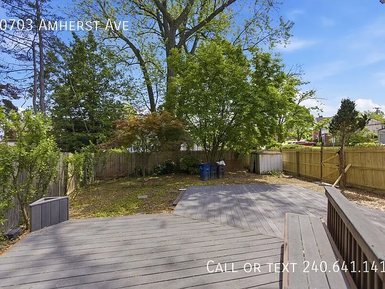 10703 Amherst Ave — Photo 15