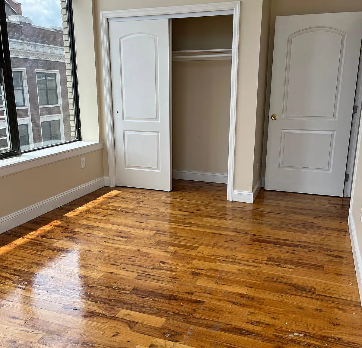 146 Main Street — Photo 2