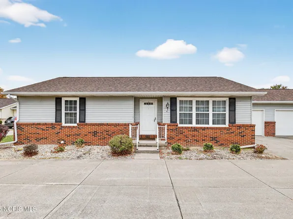 4 Mackenzie Ct, Bowling Green, OH 43402