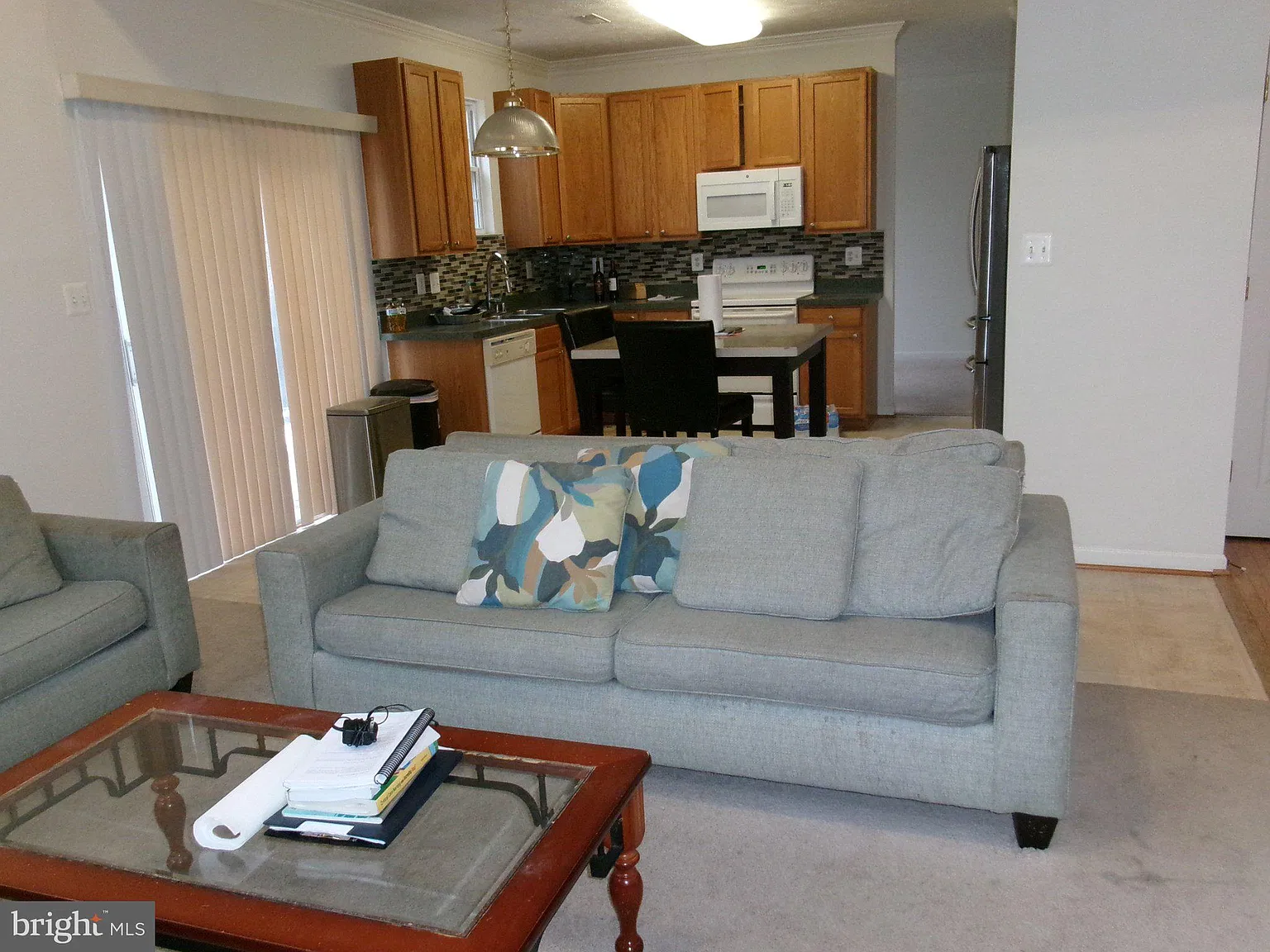 5 bed, 3.5 bath, 3553 sqft, $3,700 — Photo 4