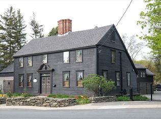 115 High St, Ipswich, MA 01938