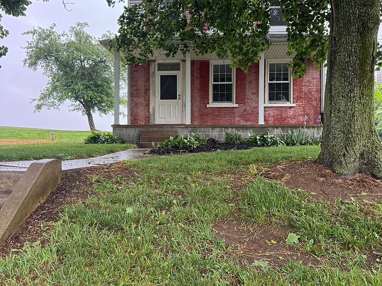 7 Strausstown Rd — Photo 3