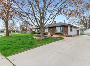 W205N17006 Parkview Dr, Jackson, WI 53037