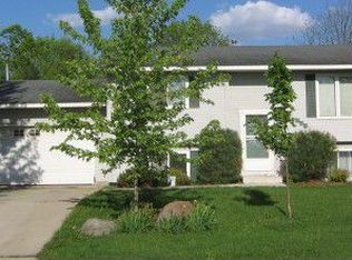 415 Kim Ln, Owatonna, MN 55060