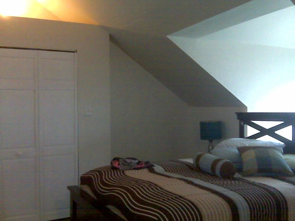 2nd image of 1148 Goettman St Floor 2