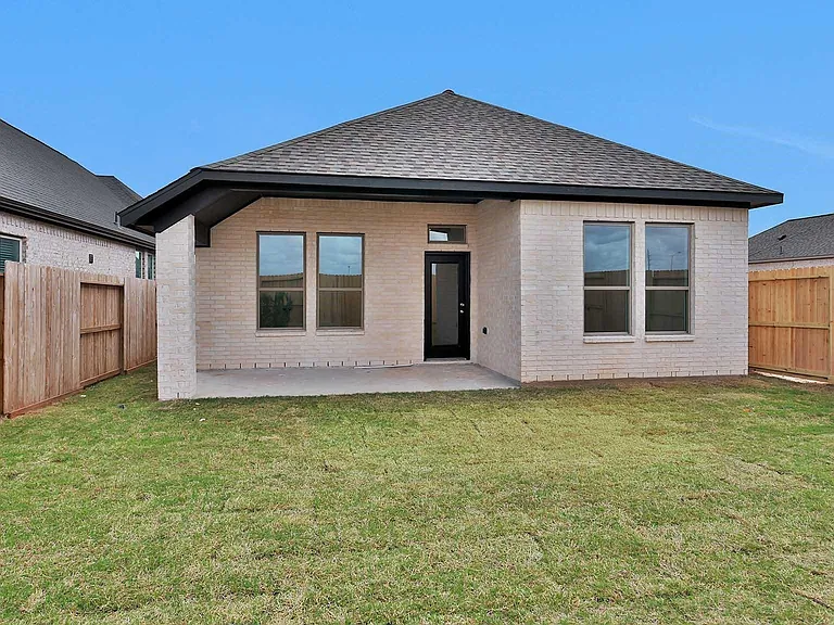 2914 Sunrise Field Ln — Photo 12
