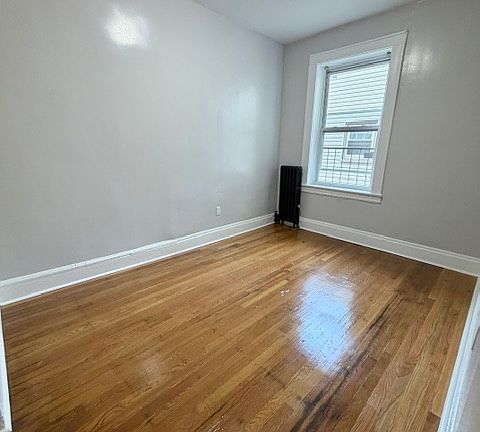 2nd image of 138 W 3rd Ave #6