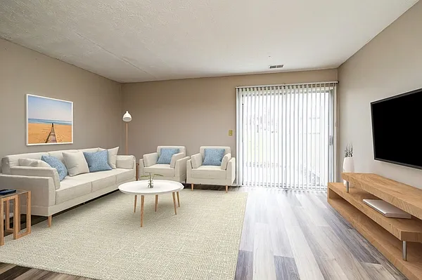 Chandler Commons Apartments — Photo 2