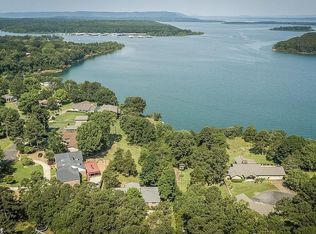 1102 Lakeshore Dr, Heber Springs, AR 72543
