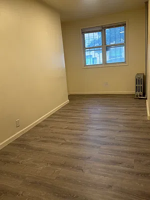 Bedroom, photo 1