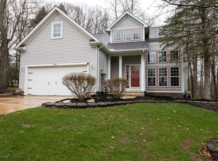 403 Downing Dr, Chardon, OH 44024