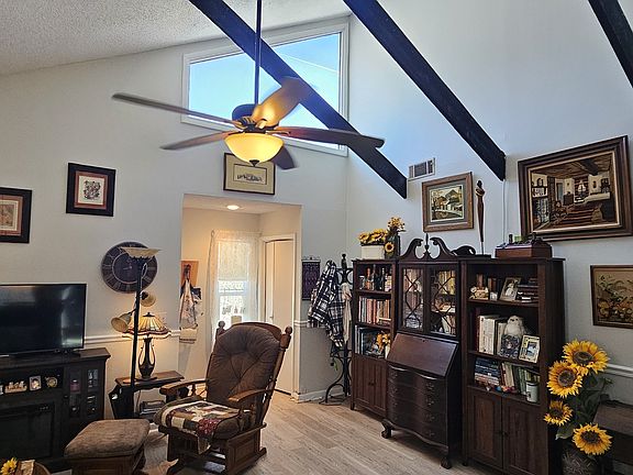 5th image of 114 Valley Rd