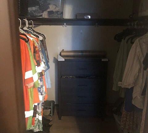 4th image of 4404 Broadmoor Rd