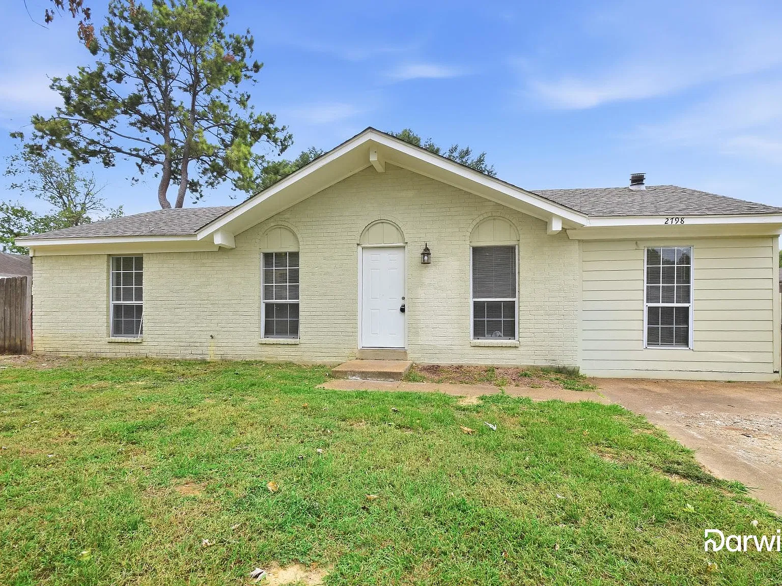 4 bed, 2.0 bath, 1790 sqft, $1,775 — Photo 1