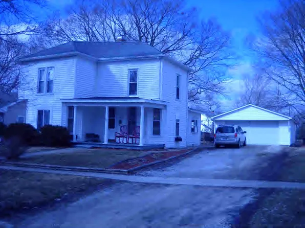 212 Gilbert St, Rossville, IL 60963
