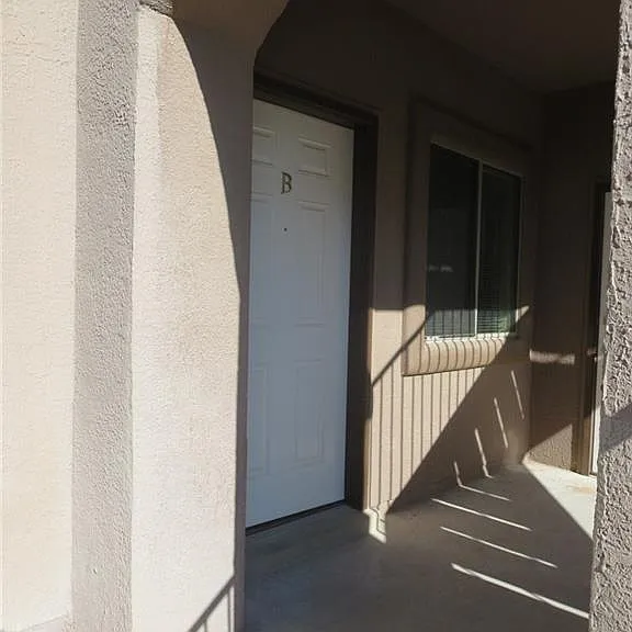 14302 Gil Reyes Dr #B — Photo 2