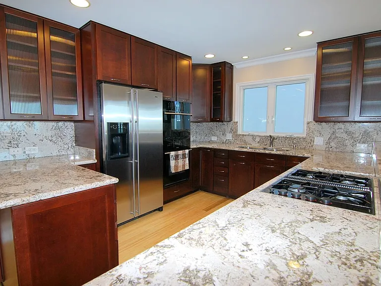 1174 E Ocean Blvd #12 — Photo 5