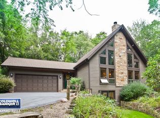 28770 W Pittner Ave, Cary, IL 60013