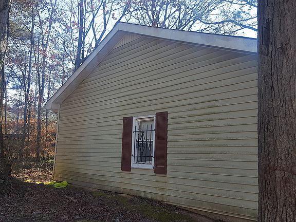 2nd image of 1647 Bridgeport Dr NW