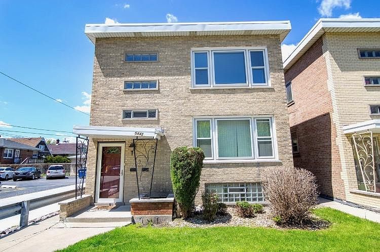 1st image of 5442 S Laramie Ave #2