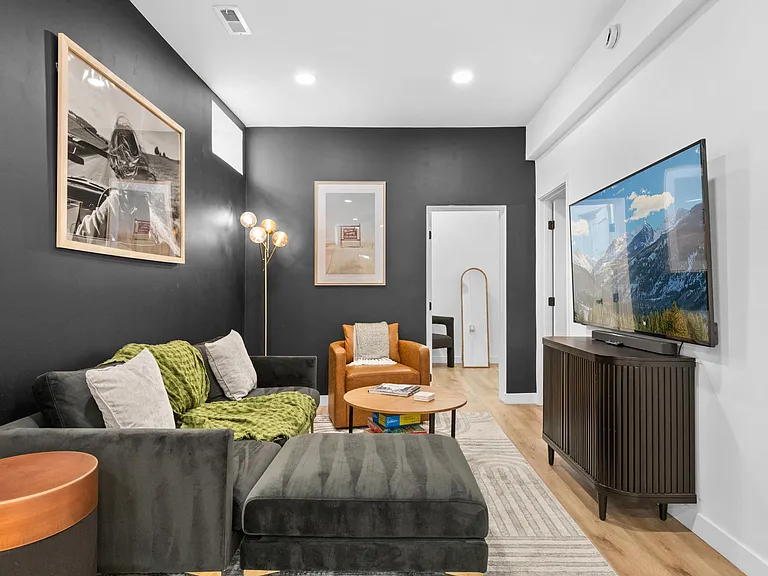1503 S Sherman St #2 — Photo 13